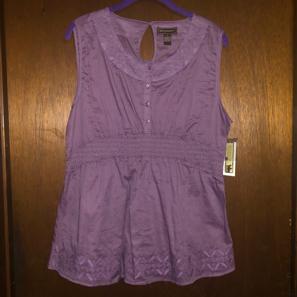 Bit & Bridle top. Size L